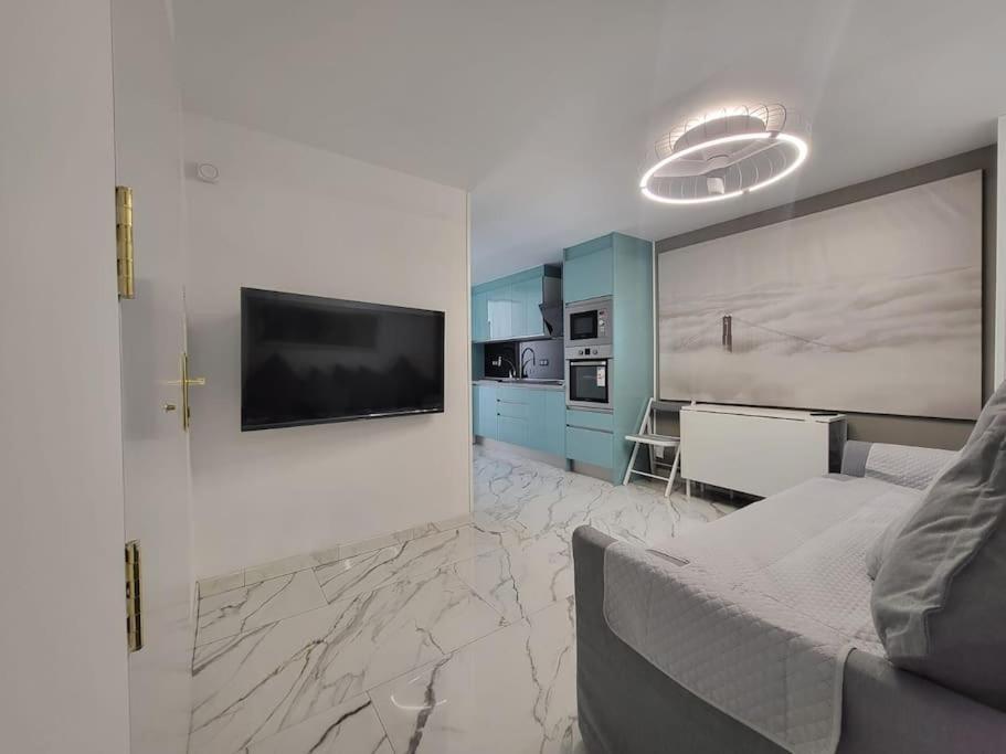 Las Canteras New 2 Bedrooms Flat At The Beach Parking Optional Las Palmas de Gran Canaria Exterior photo