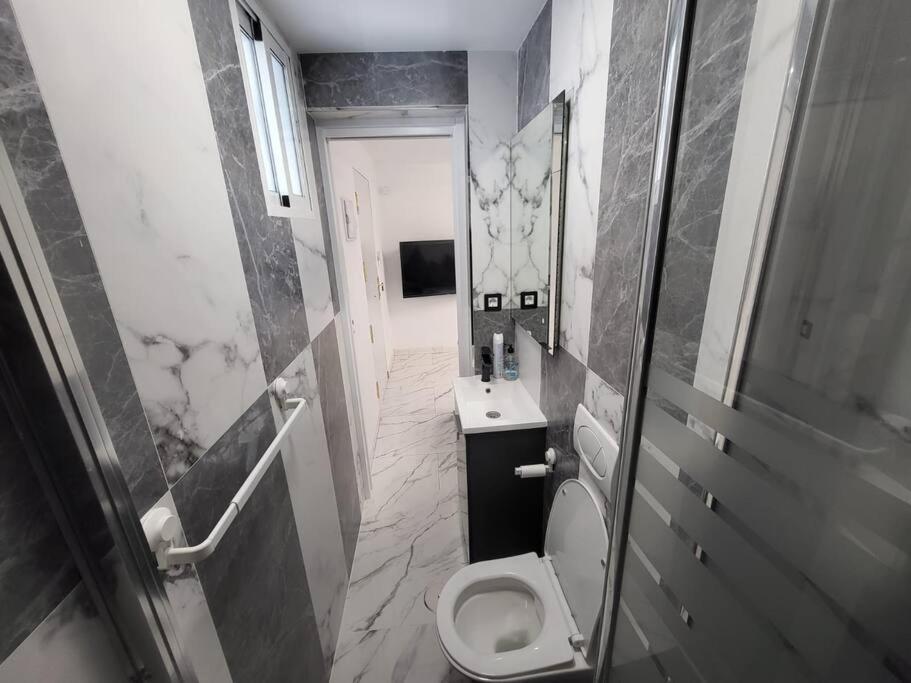 Las Canteras New 2 Bedrooms Flat At The Beach Parking Optional Las Palmas de Gran Canaria Exterior photo