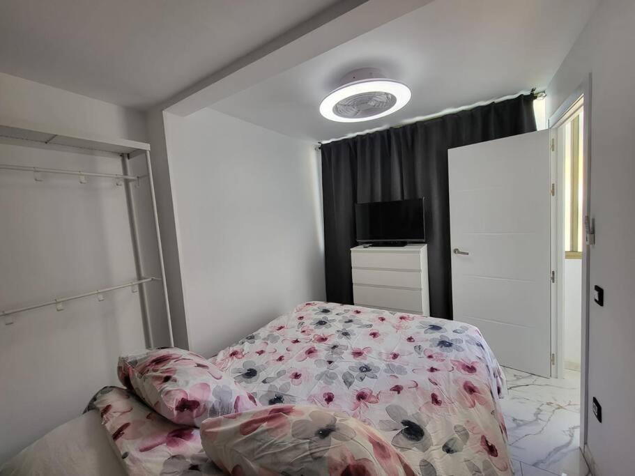 Las Canteras New 2 Bedrooms Flat At The Beach Parking Optional Las Palmas de Gran Canaria Exterior photo