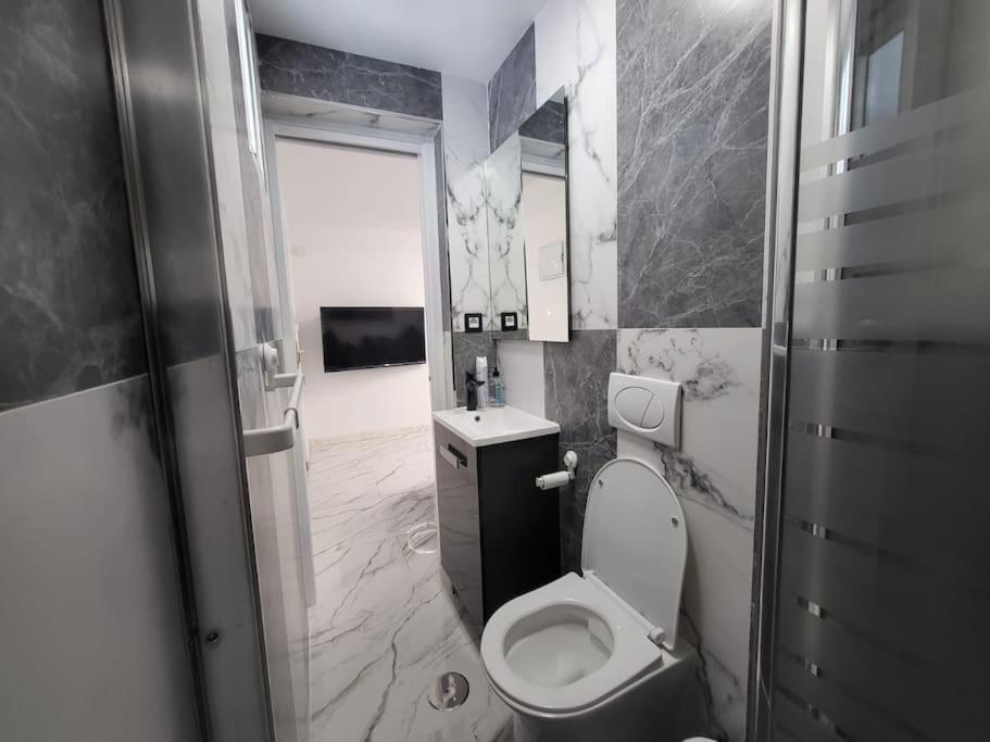 Las Canteras New 2 Bedrooms Flat At The Beach Parking Optional Las Palmas de Gran Canaria Exterior photo
