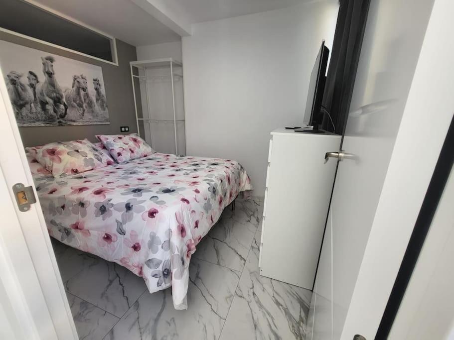 Las Canteras New 2 Bedrooms Flat At The Beach Parking Optional Las Palmas de Gran Canaria Exterior photo